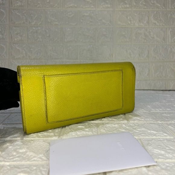 CELINE yellow patent LEATHER WALLET - Picture 5 of 12